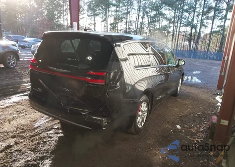 2023 Chrysler Pacifica Touring L z USA, uszkodzony, nr VIN 2C4RC1BG7PR533235